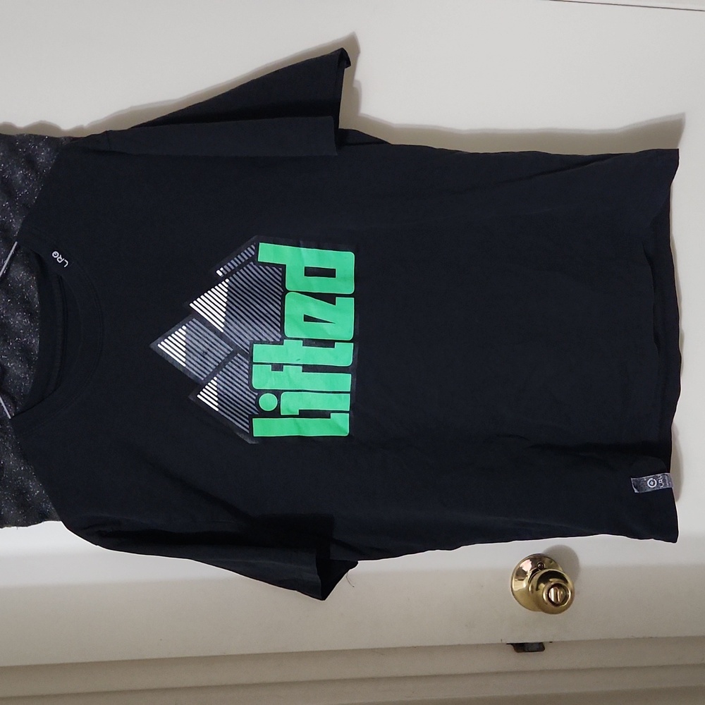 LRG Lifted Research Group Mountain Graphic Crewneck T-Shirt Vintage Y2K